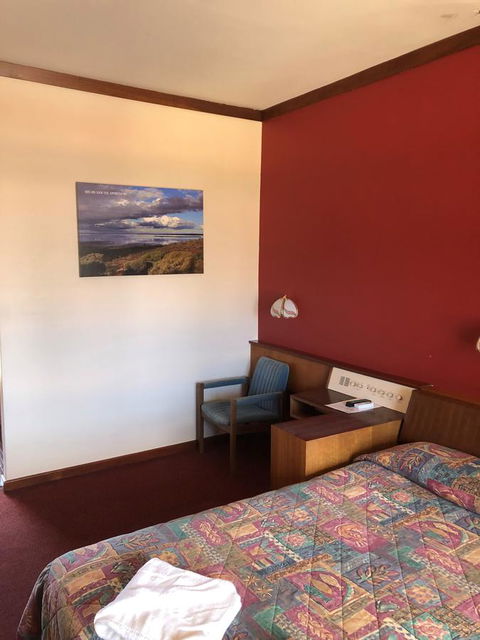 Kambalda Hotel - Accommodation Burleigh 13