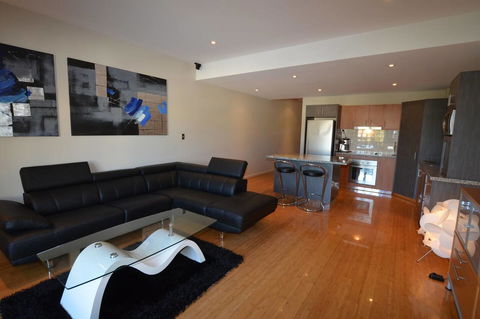 The Arcadia Apartment - Accommodation Burleigh 8