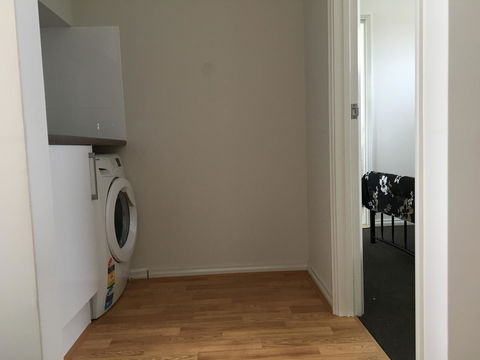 Apartment In Queens Park - Accommodation Burleigh 14