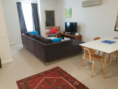 Superb 2 BR East Perth Riverside Apartment Location Comfort And Space 45 - Accommodation Burleigh 6