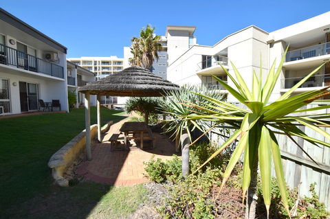 West Beach Lagoon 213 - Corner Unit! - Accommodation Burleigh 16