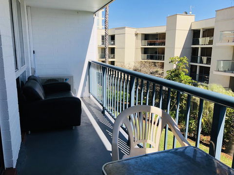 West Beach Lagoon 213 - Corner Unit! - Accommodation Burleigh 6