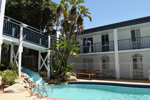 West Beach Lagoon 213 - Corner Unit! - Accommodation Burleigh 14