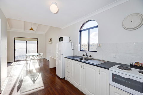 West Beach Lagoon 213 - Corner Unit! - Accommodation Burleigh 8