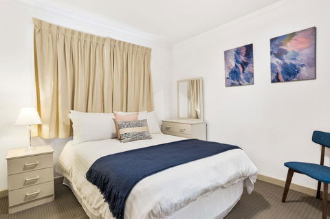 South Perth Executive Apartment - Accommodation Burleigh 6