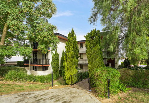 South Perth Executive Apartment - Accommodation Burleigh 9