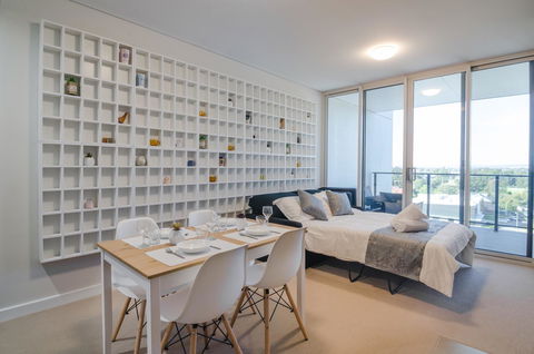 Boutique Carousel Apartment - Accommodation Burleigh 0