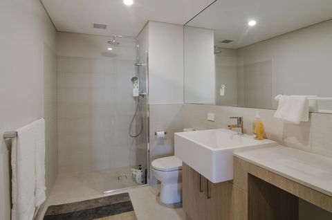 Boutique Carousel Apartment - Accommodation Burleigh 7