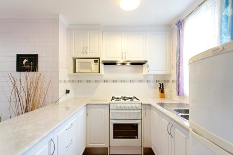 The Local - Fremantle Apartment - Accommodation Burleigh 9