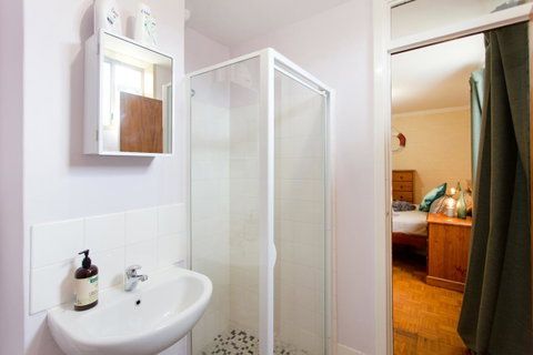 The Local - Fremantle Apartment - Accommodation Burleigh 8