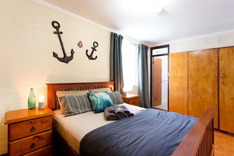 The Local - Fremantle Apartment - Accommodation Burleigh 2