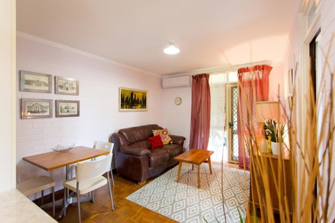 The Local - Fremantle Apartment - Accommodation Burleigh 3