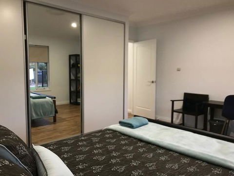 The Mains Guest House 2 Bedroom Farm Stay - Accommodation Burleigh 7