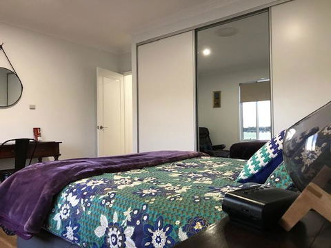The Mains Guest House 2 Bedroom Farm Stay - Accommodation Burleigh 6