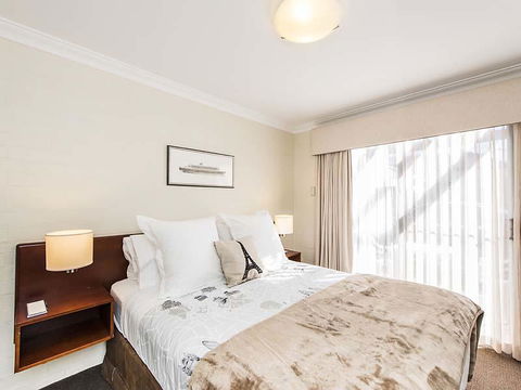 Subiaco Village 28 - Accommodation Burleigh 8
