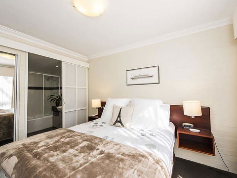 Subiaco Village 28 - Accommodation Burleigh 10