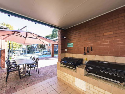 Subiaco Village 28 - Accommodation Burleigh 23