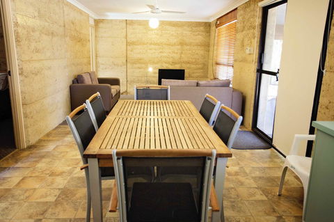Hopetoun Motel & Chalet Village - Accommodation Burleigh 40