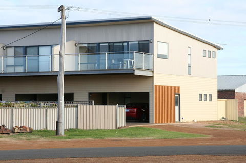 Hopetoun Motel & Chalet Village - Accommodation Burleigh 21