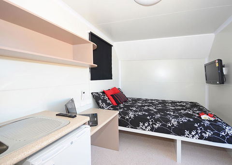 Meekatharra Accommodation Centre - Accommodation Burleigh 2