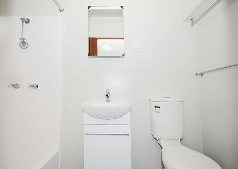 Meekatharra Accommodation Centre - Accommodation Burleigh 11