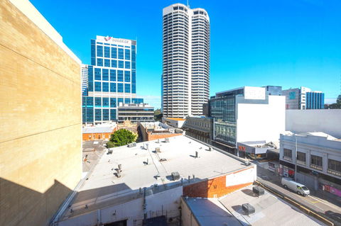 Perth West End Apartment 504 - Accommodation Burleigh 6