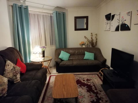 Affordable Inn - Accommodation Burleigh 0