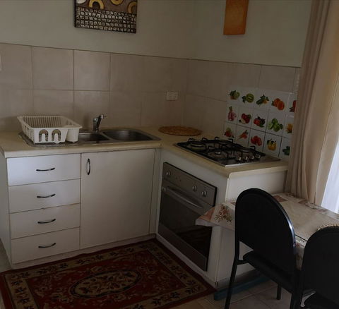 Affordable Inn - Accommodation Burleigh 17