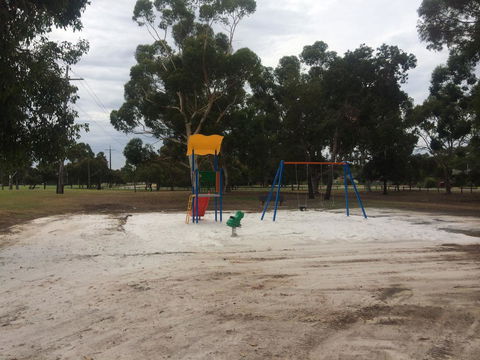 Affordable Inn - Accommodation Burleigh 27