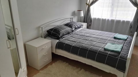 Affordable Inn - Accommodation Burleigh 3