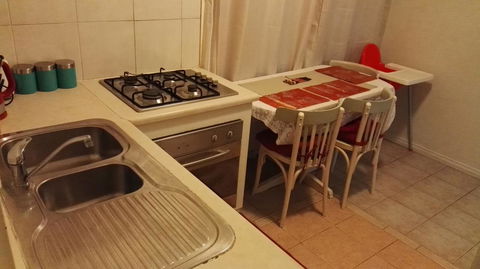 Affordable Inn - Accommodation Burleigh 2