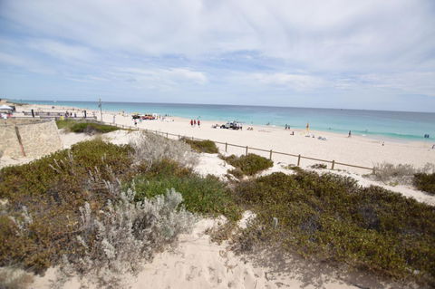 West Beach Lagoon 221 - Stylish Apartment! - Accommodation Burleigh 20