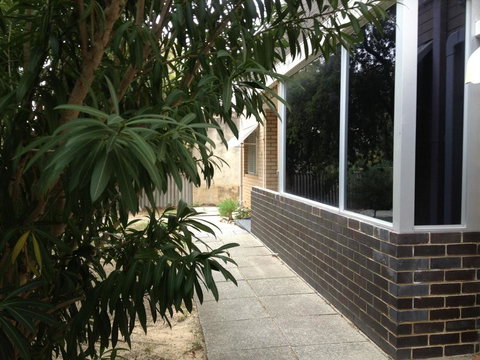 Townshend Rd - Accommodation Burleigh 28