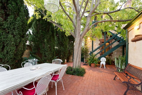 Annie's Victorian Terrace Accommodation Fremantle - Accommodation Burleigh 0