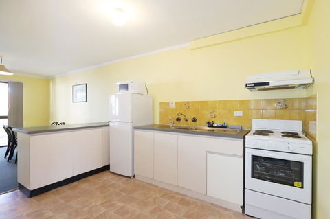 West Beach Lagoon 109 â€“ Amazing Location! - Accommodation Burleigh 7