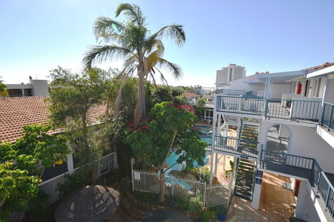West Beach Lagoon 109 â€“ Amazing Location! - Accommodation Burleigh 16