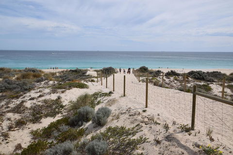 West Beach Lagoon 109 â€“ Amazing Location! - Accommodation Burleigh 20