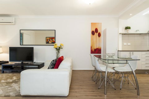 Forrest St - Accommodation Burleigh 5