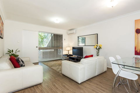 Forrest St - Accommodation Burleigh 4
