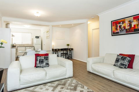 Forrest St - Accommodation Burleigh 2