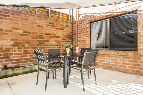 Forrest St - Accommodation Burleigh 17