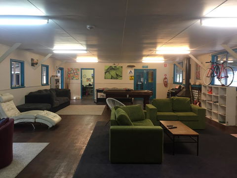 Esperance YHA - Accommodation Burleigh 5