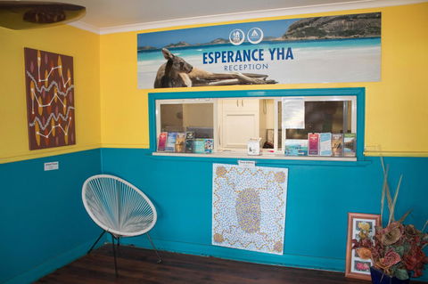 Esperance YHA - Accommodation Burleigh 2