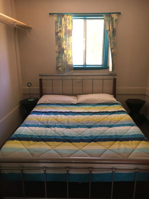 Esperance YHA - Accommodation Burleigh 1