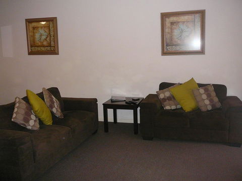 Dragonfly Apartment On Regal - Accommodation Burleigh 9