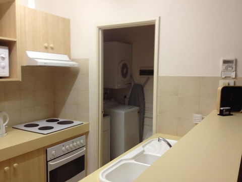 Dragonfly Apartment On Regal - Accommodation Burleigh 15
