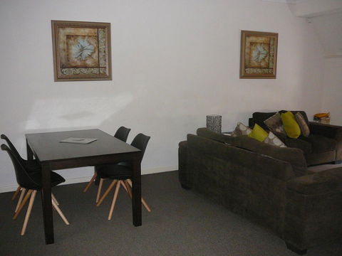 Dragonfly Apartment On Regal - Accommodation Burleigh 6