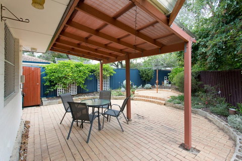 Solhaven - Accommodation Burleigh 14