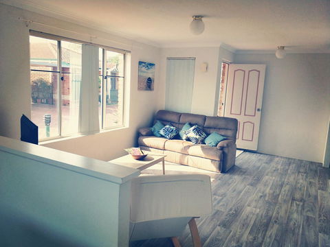 Sea-Esta - Accommodation Burleigh 16