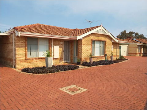 Sea-Esta - Accommodation Burleigh 17